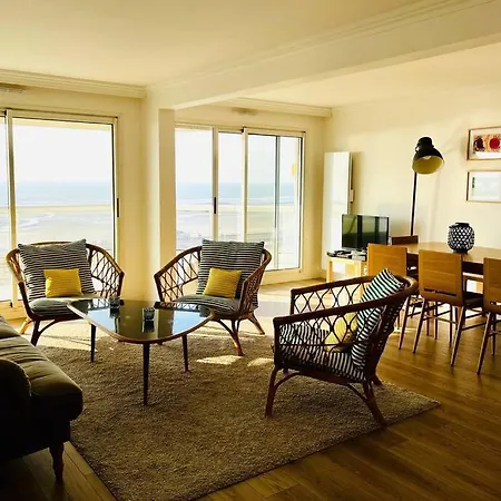 T4 Lumineux Avec Terrasse Vue