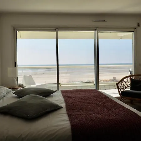 T4 Lumineux Avec Terrasse Vue Apartment *