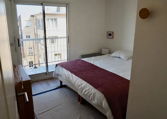 T4 Lumineux Avec Terrasse Vue Appartamento *